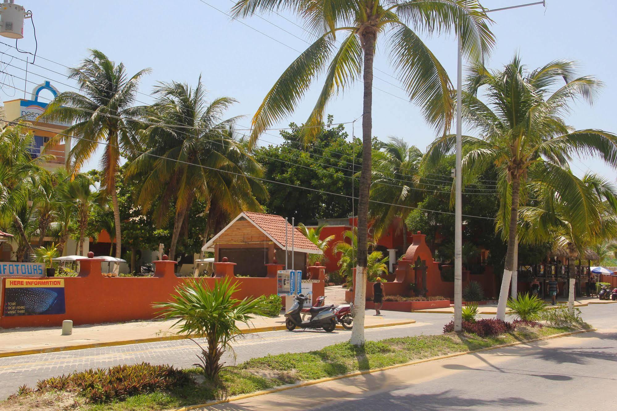 Hotel Posada Del Mar Isla Mujeres Exterior photo